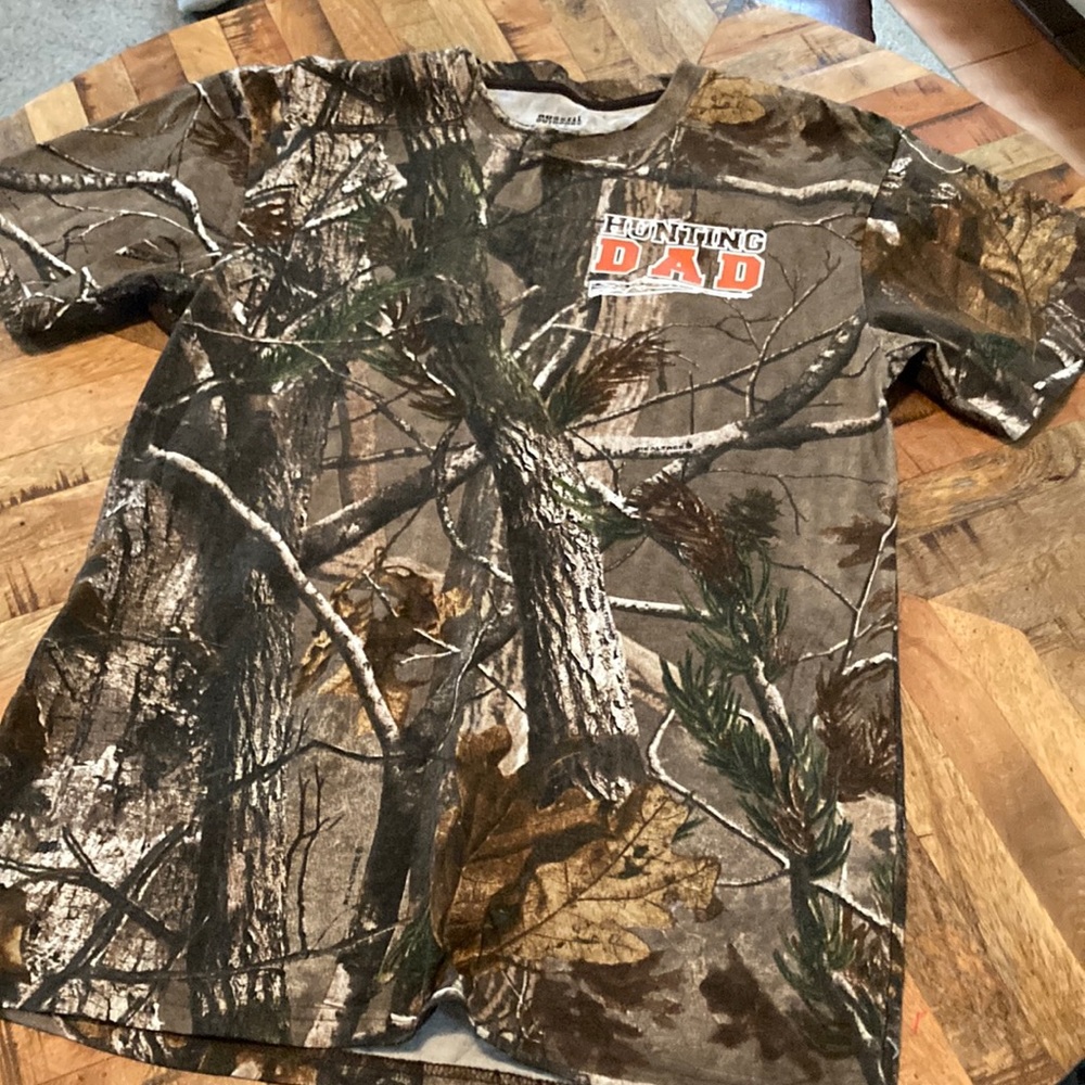 Mens camo dad. M